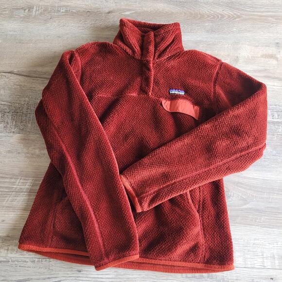 Patagonia Women's Red Sweater - Picture 1 of 5